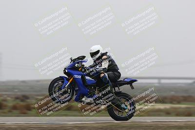 media/Nov-29-2025-TrackDaz (Sat) [[10ae2d9bce]]/B Group/Session 4 (Wheelie Bump)/